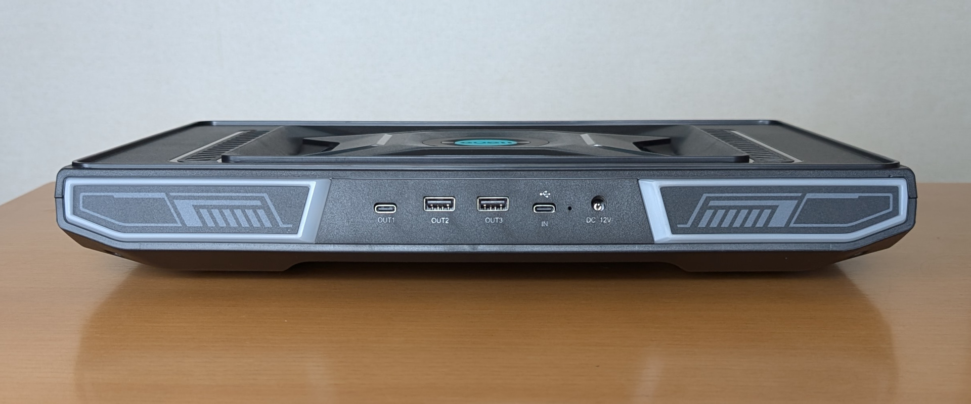 llano V10 Pro ノートパソコン冷却台 レビュー － 最大3,500 rpmの強力