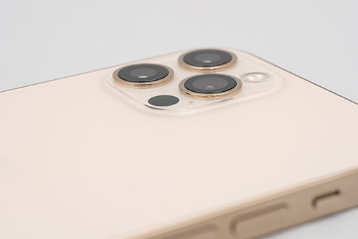 iPhone 12 Pro」レビュー。4モデルからどれを選ぶ？ 決め手は