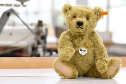 シュタイフ BMW BMW × Steiff レーシングテディベア登場！ | Tomei