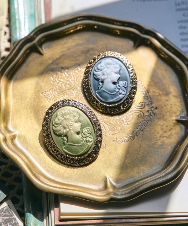 アンティークカメオブローチ(GRAY): 『欧州航路』