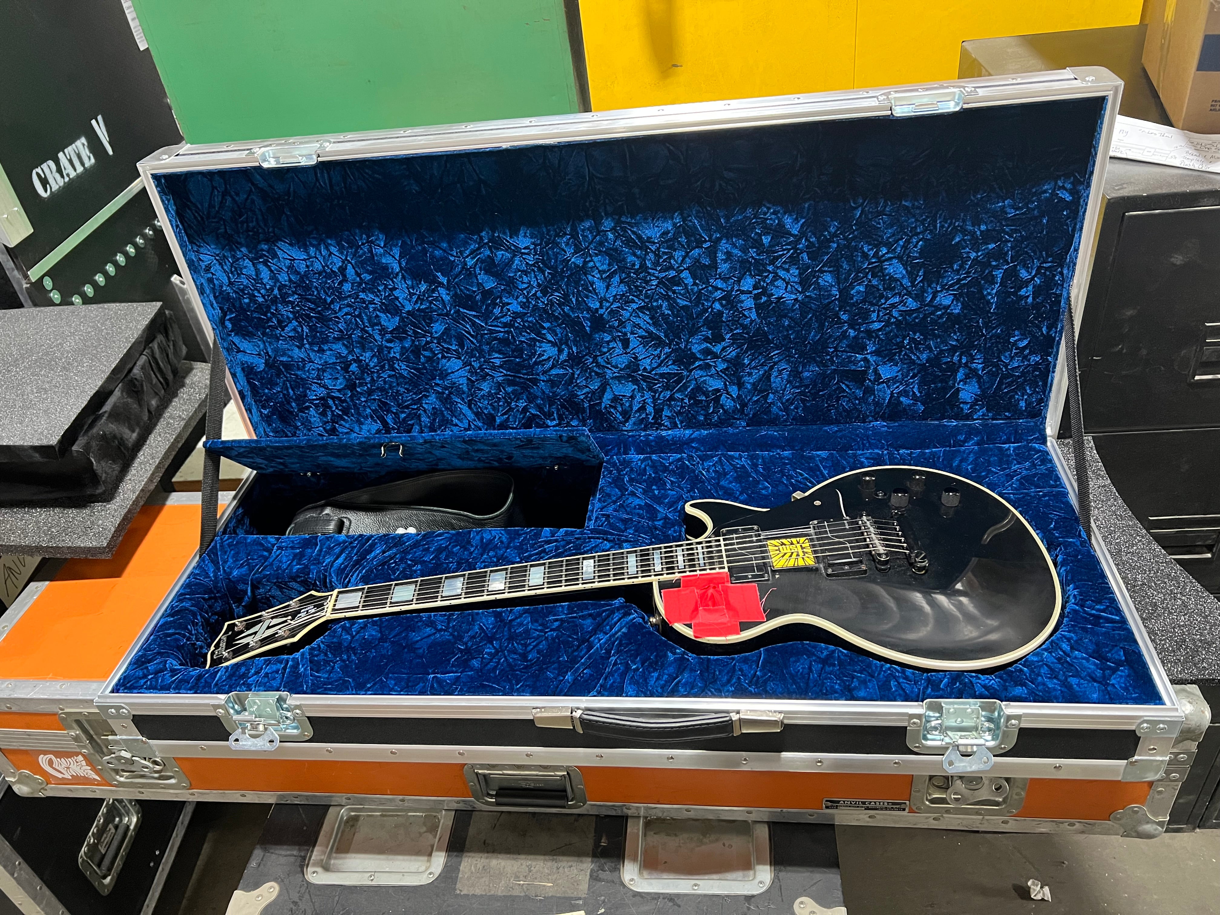 Gibson Les Paul Guitar Case | Calzone & Anvil Case Co.