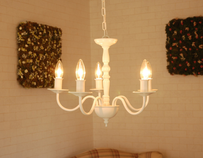 白い5灯シャンデリア ホワイトアンティークペンダントライト【Tiramisu
