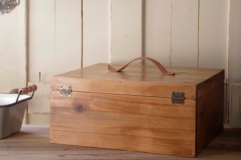 ☆当時物 現状品 彫刻 木彫り 木製 大型収納箱 ボックス 古家具