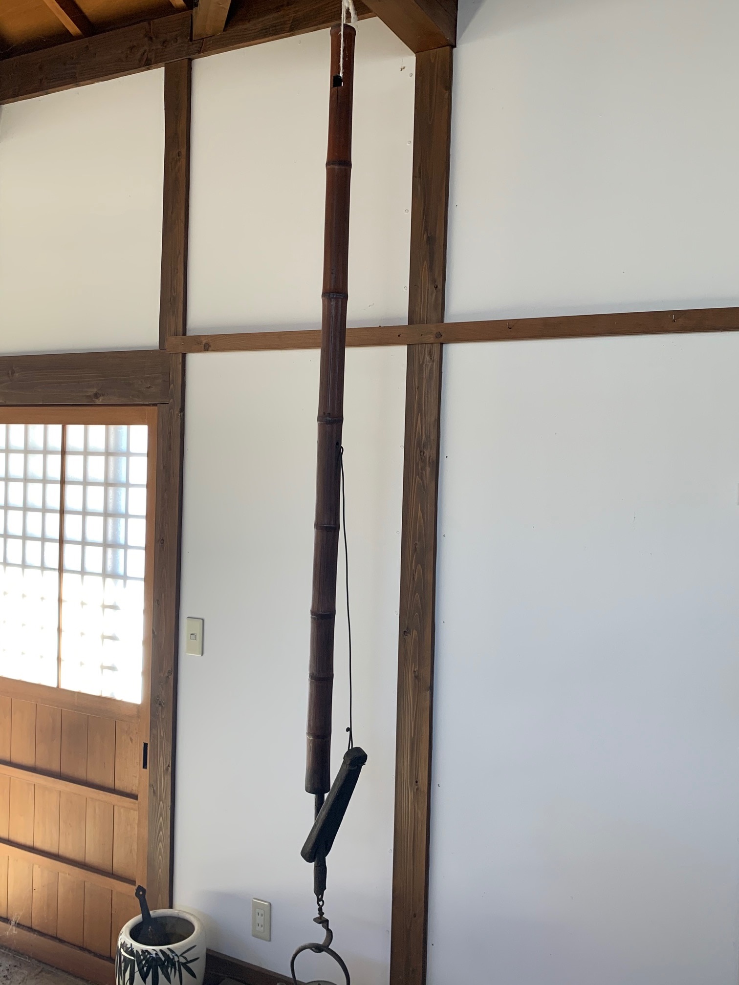 自在鉤（じざいかぎ）