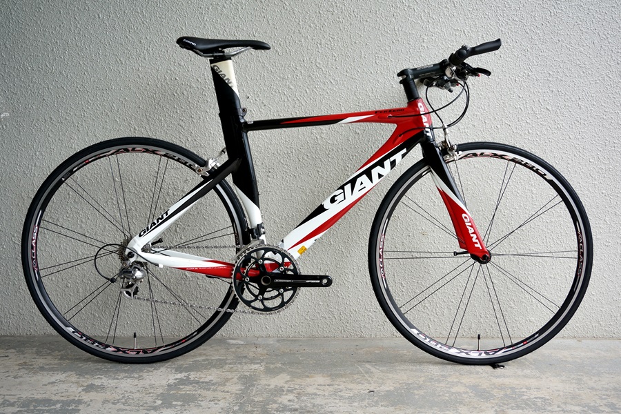 希少・美品】GIANT ロードバイクFCR0（手渡しであれば¥85,000） 希少