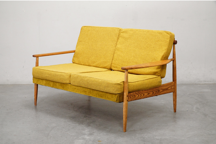 北欧家具 ヴィンテージ 2人掛けソファ 高価買取 アドア東京-渋谷区