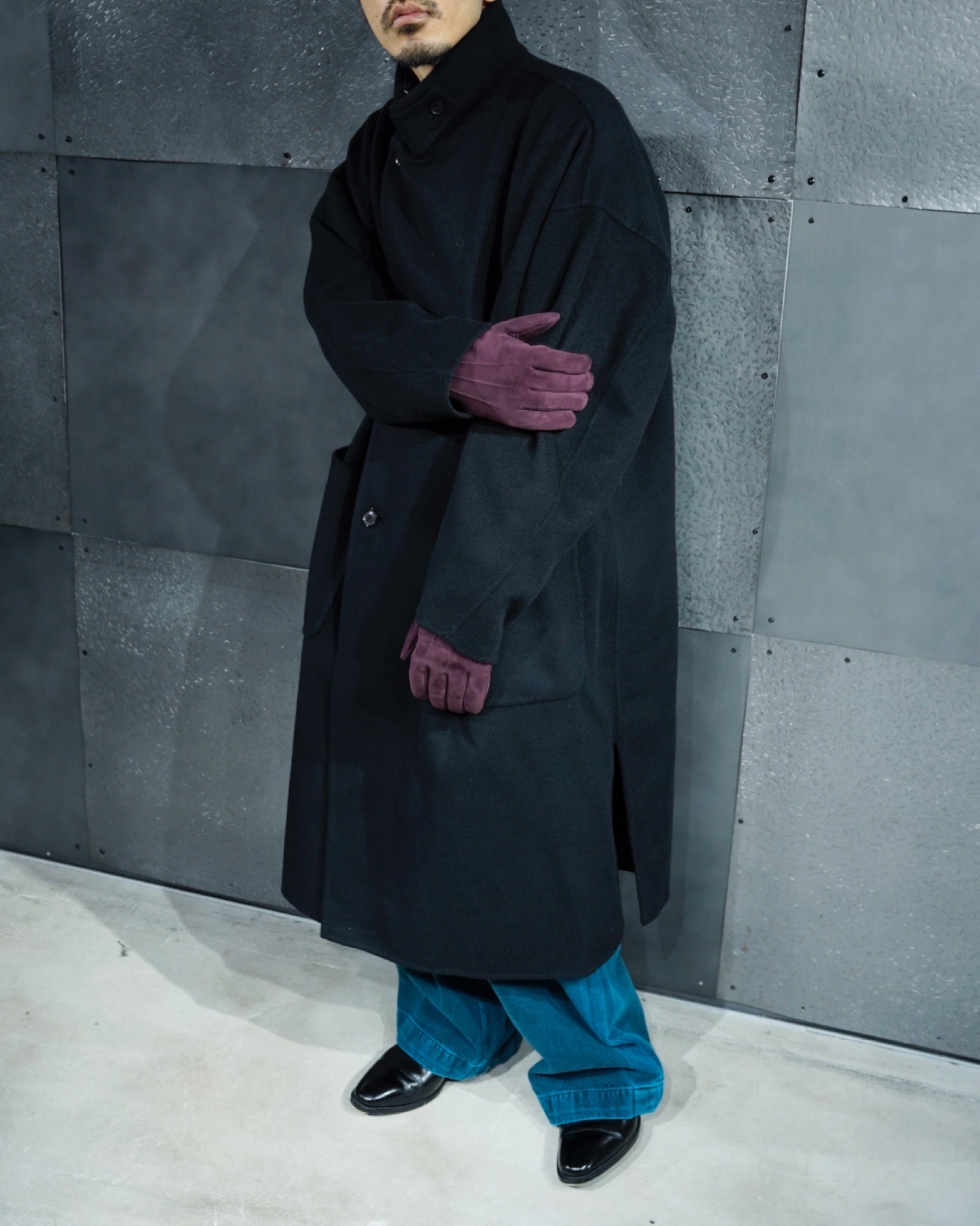 未使用新品】エンダースキーマ スエードグローブ 黒 未使用新品