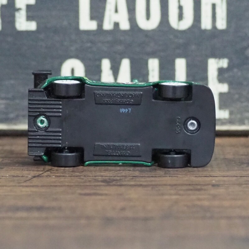 ナイジェルギアスリー MATTEL カーズ