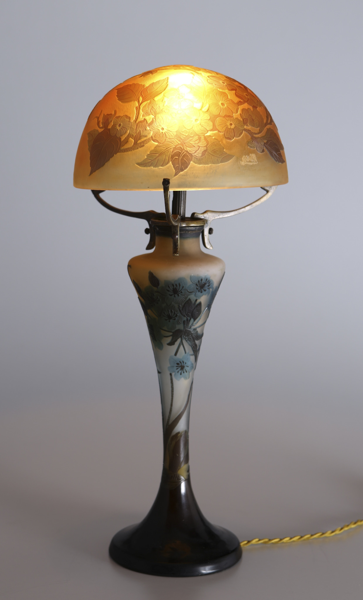 エミールガレ アールヌーボー ランプ 傘幅30㎝高さ43㎝ 難有