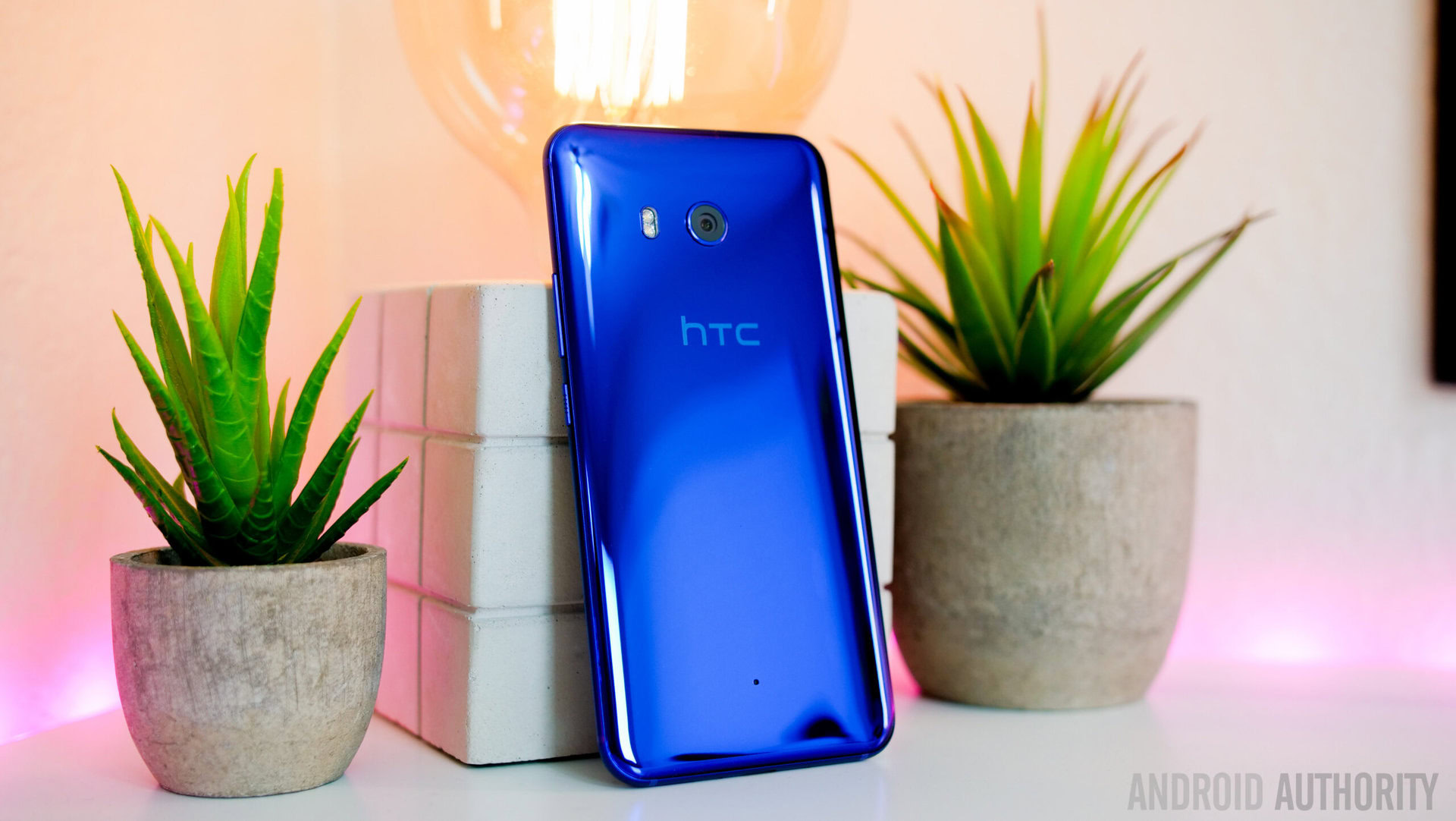 HTC U11 review - Android Authority