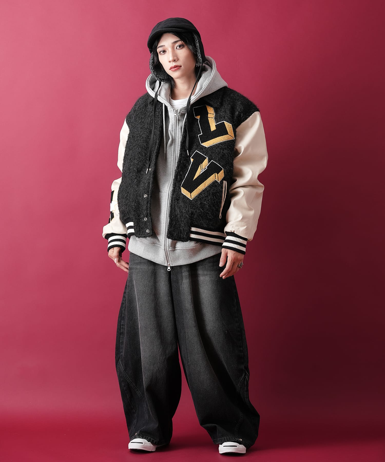 ダブルダーツドレープアームオーバーサイズスウェットジップアップ