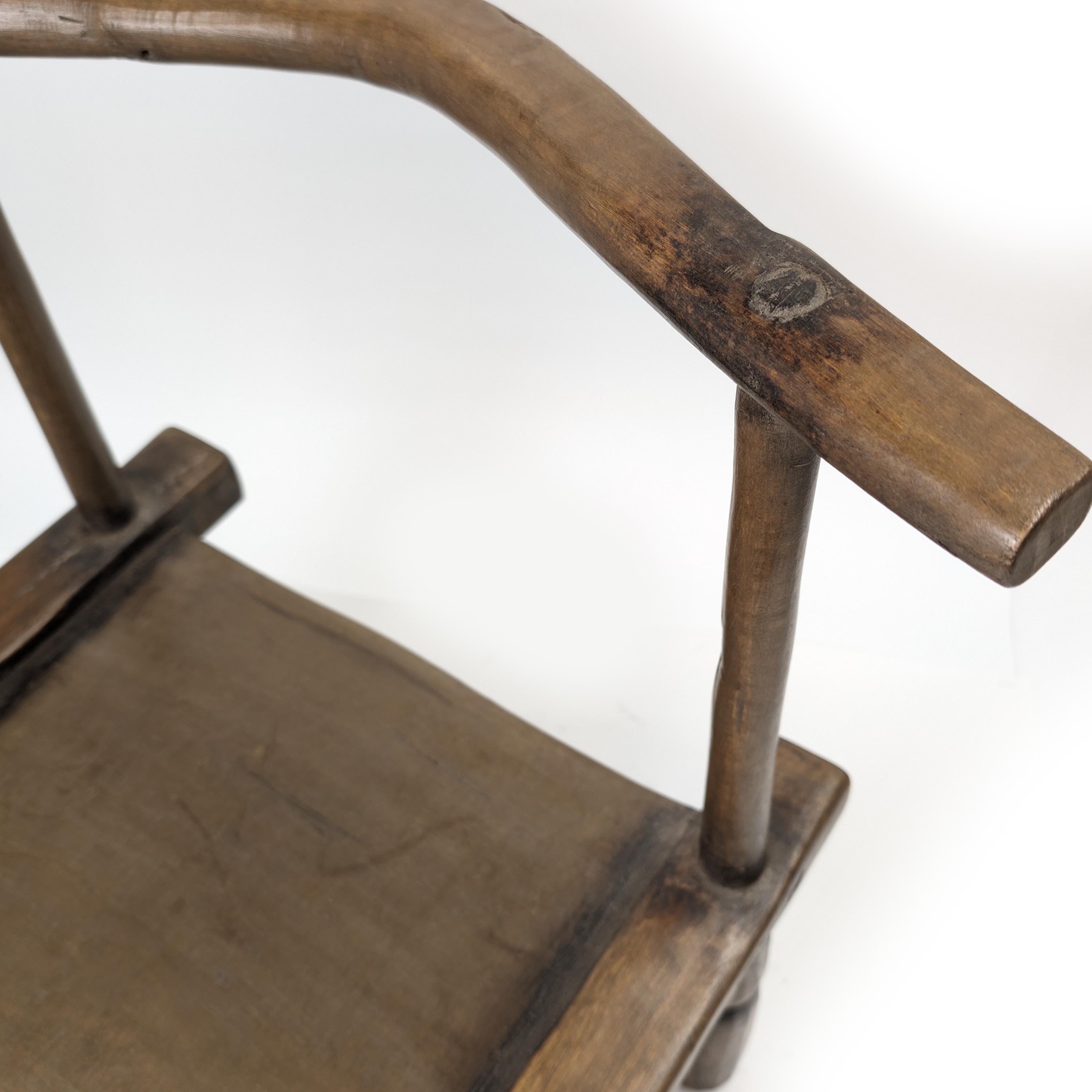 バウレ族の椅子 アフリカの家具 スツール （p578-11） - アフリカ雑貨