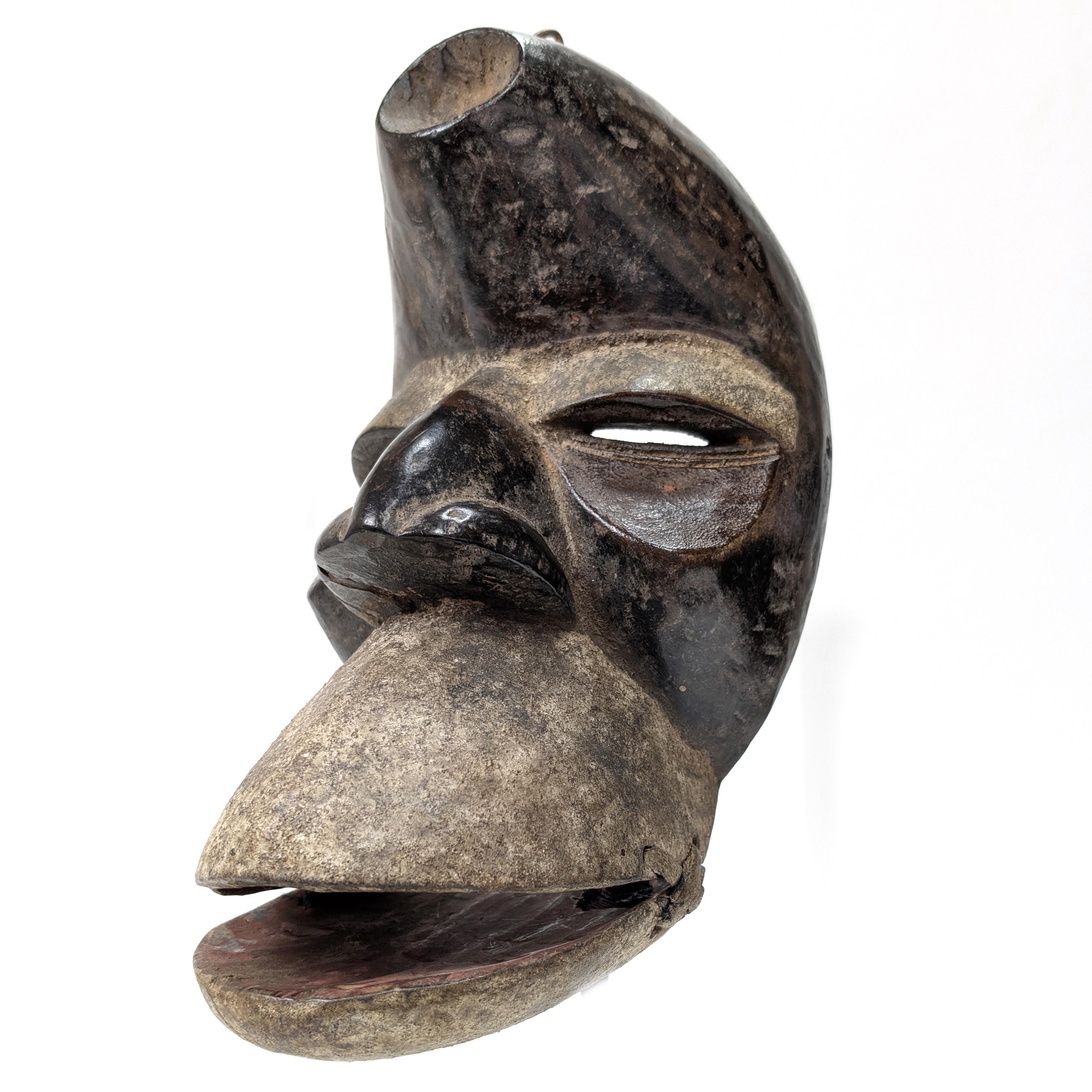 アフリカ コンゴ チョクウェ族 マスク 仮面 No.183 木彫り アフリカン