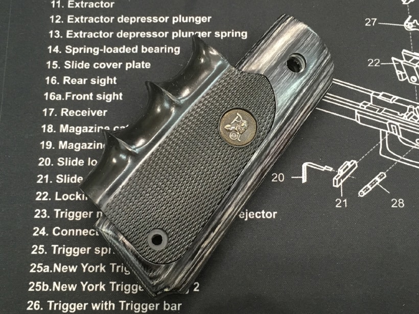 美品 パックマイヤー木製 ラバーグリップ M1911A1 コルト ガバメント