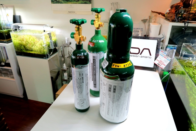 小型水槽用 Co2大型ボンベ取扱い開始 | アクアレビュー｜ADA正規代理