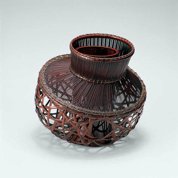 お*)様 勝城 蒼鳳 人間国宝 竹製の花籃 勝城 蒼鳳 人間国宝 竹製の花籃