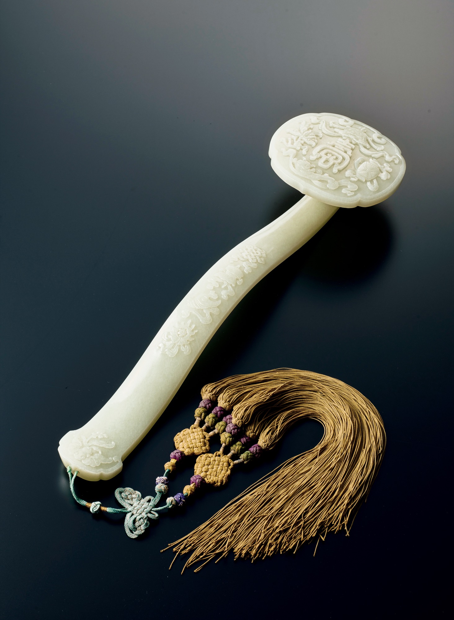 蔵出/中国美術/鴻鑫藝品醉石仼名人款/黄銅細密刻鷲頭