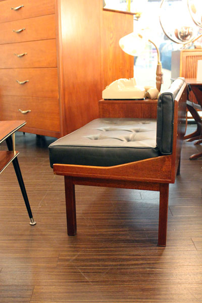 antique & Vintage furniture at's(アッツ)□ / U.K. テレフォンベンチ