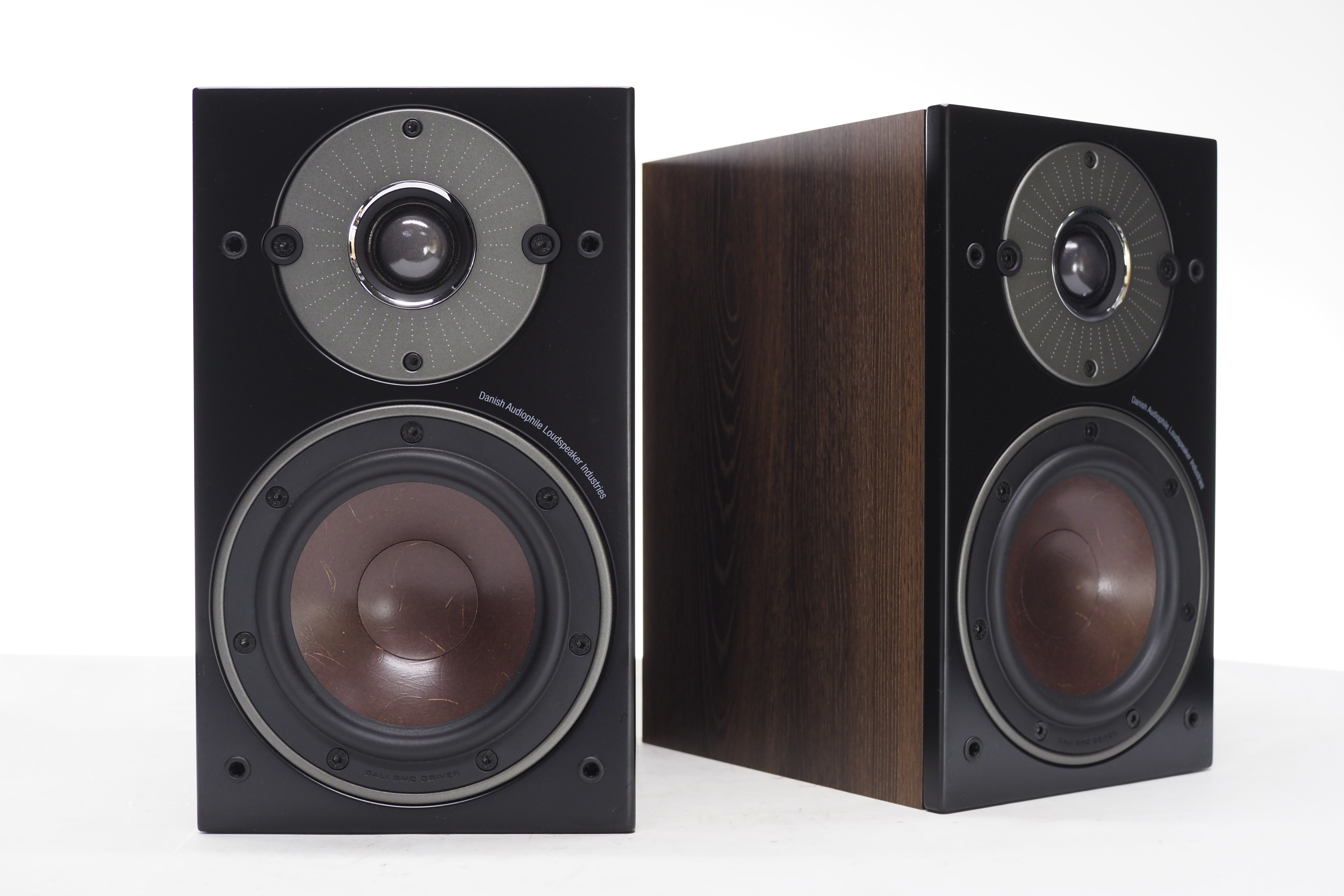 DALI OBERON1 DW [ダークウォルナット ペア] 価格比較 - 価格.com