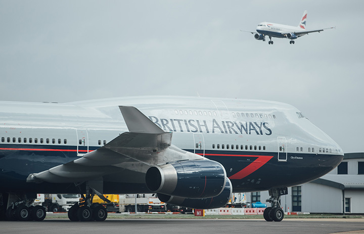 ブリティッシュエアの747、80年代塗装復刻 ランドーデザイン機就航