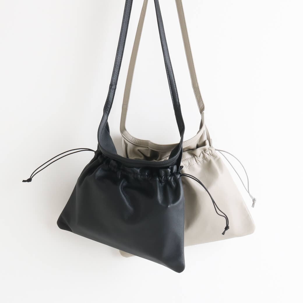 Hender Scheme エンダースキーマ カウ レッド クロス バッグ スモール