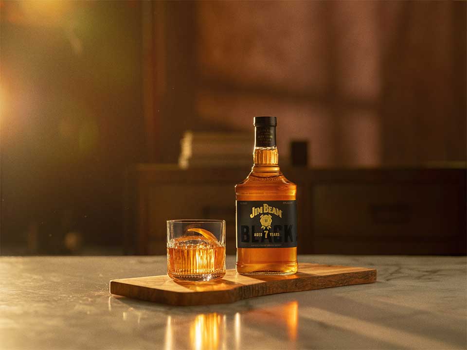 ジムビームブラック7年が再リリース | ウイスキーを好きになるメディア