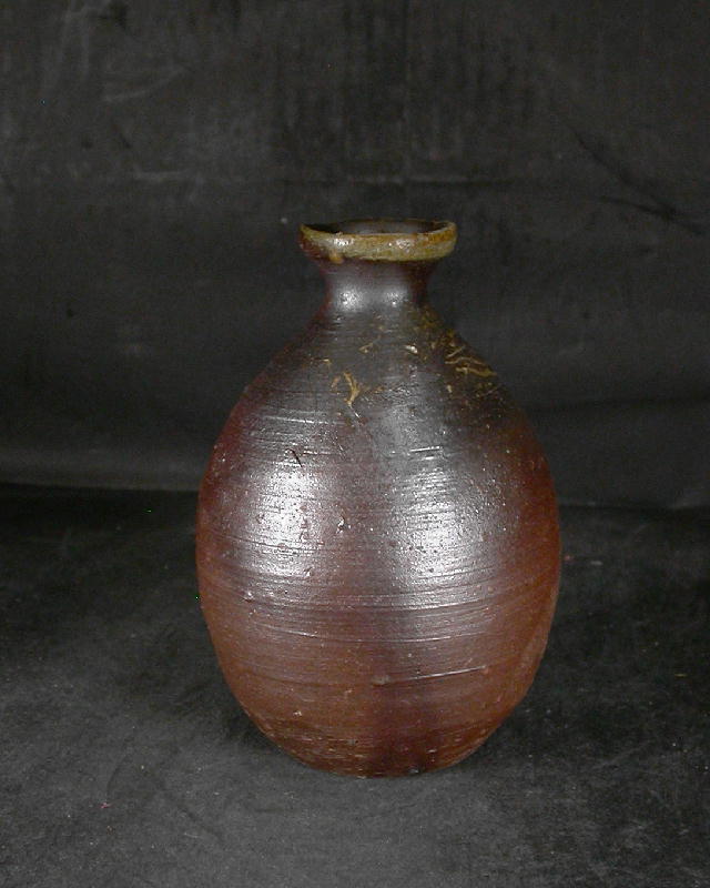 備前焼 穴窯 備前焼ベテラン作家 好本 宗峯 共箱付き桟切・黄ゴマ徳利