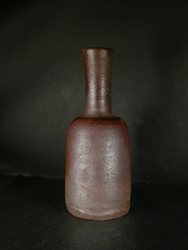 B117b 山本雄一造「備前 三方花入」共布共箱 山本陶秀の長男 緋襷 岡山