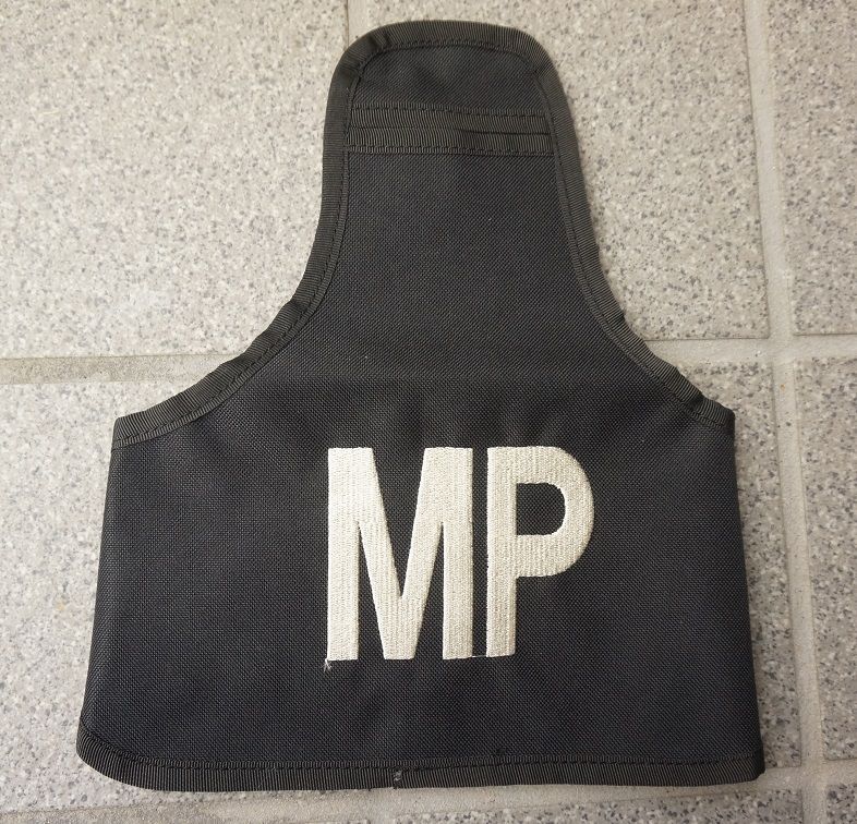 MP（憲兵）腕章 新品 - ミリタリーサープラス キャンプ・ビッキー