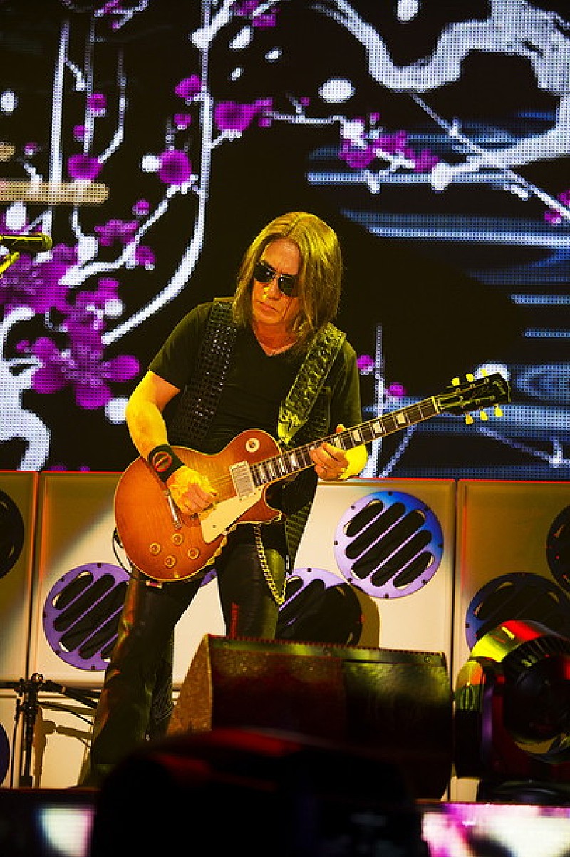 B'z GLORY DAYS ツアーピック 松本孝弘 TAK 【公式通販】