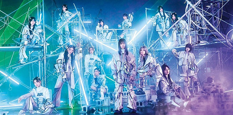 櫻坂46、“感情の花束”をコンセプトにした2ndAL『Addiction』ジャケット