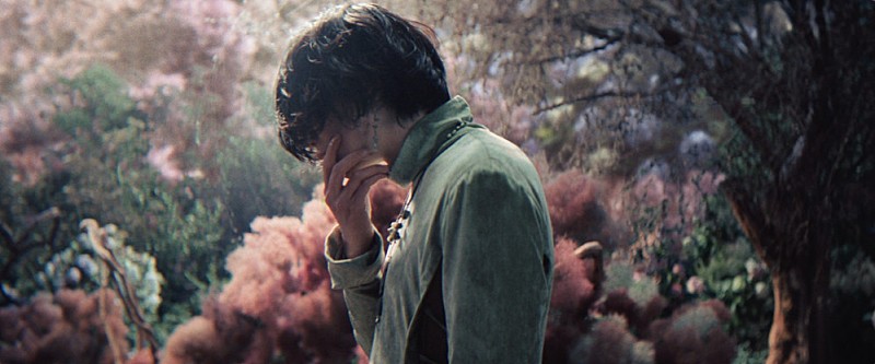 米津玄師、「月を見ていた」MV公開 監督はPERIMETRONのOSRIN | Daily