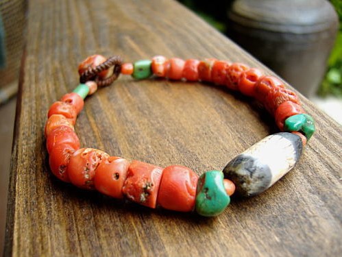 ジービーズ。チベット天珠。特殊七眼(7アイジー ) [Dzi Tibet]