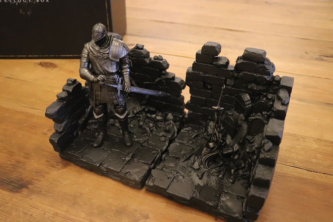 ダークソウル トリロジー ボックス オリジナルブックエンド フィギュア