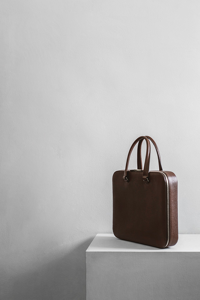 最高級のメンズ革製品・革財布 GANZO公式WEBサイト