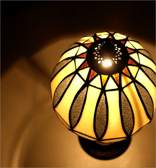 503 ペンダントライト ステンドグラス レトロ 北欧 アンティーク LED