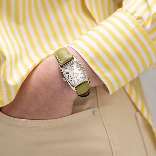 2023年 ハミルトン新作 アメリカン クラシック ボルトン スモール