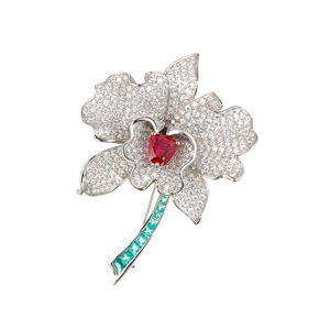 愛らしいお花のサークルのブローチ （株）GSTV