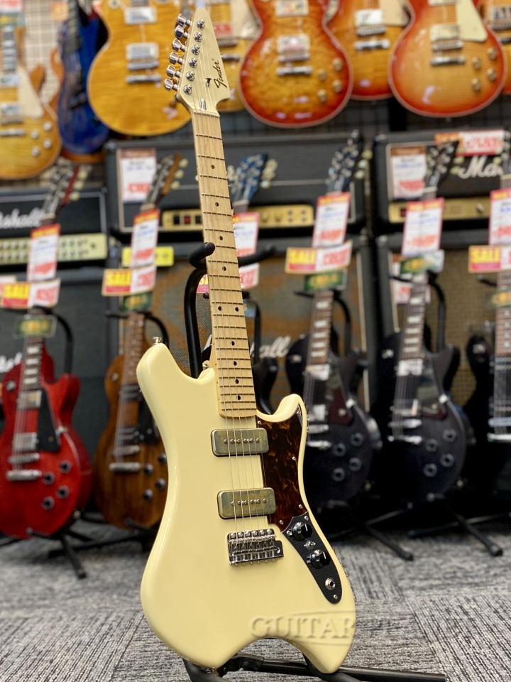 swingerタイプ コンポーネントギター Fender Japan revives the ultra