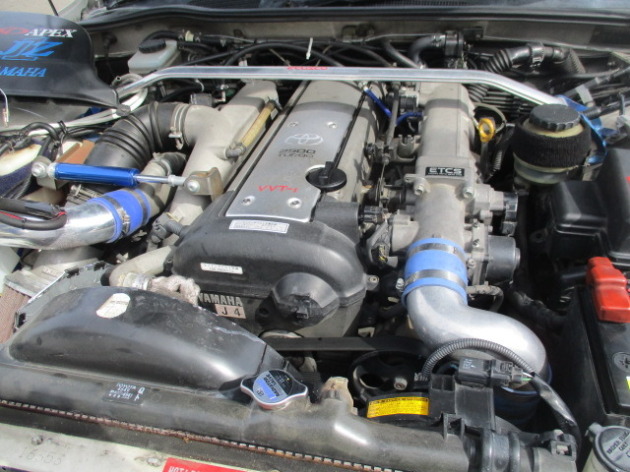 JZX100チェイサーのラジエター交換とラジエターアッパーパイプ交換