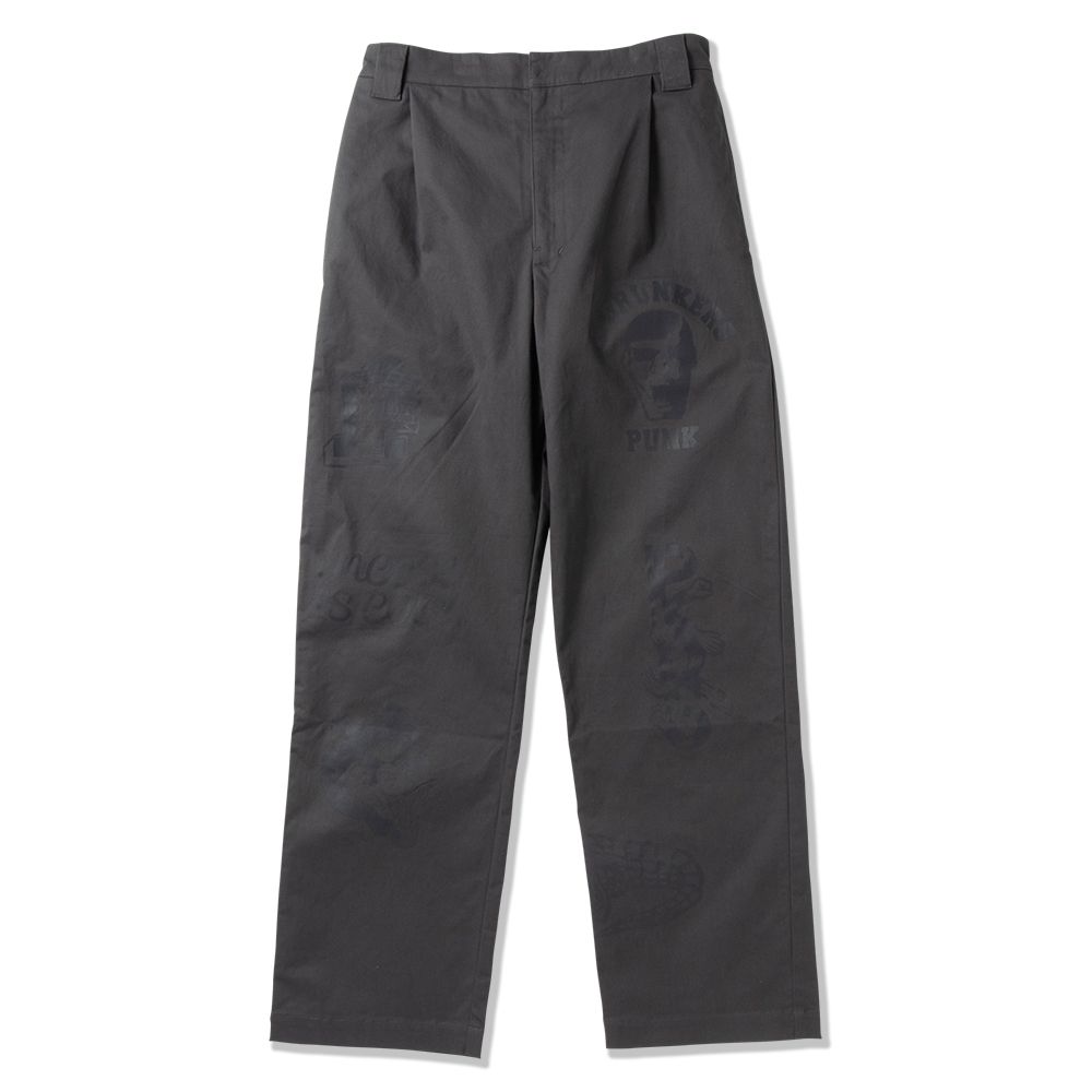 PUNK DRUNKERS - プリントいっぱいチノパン | DOLL