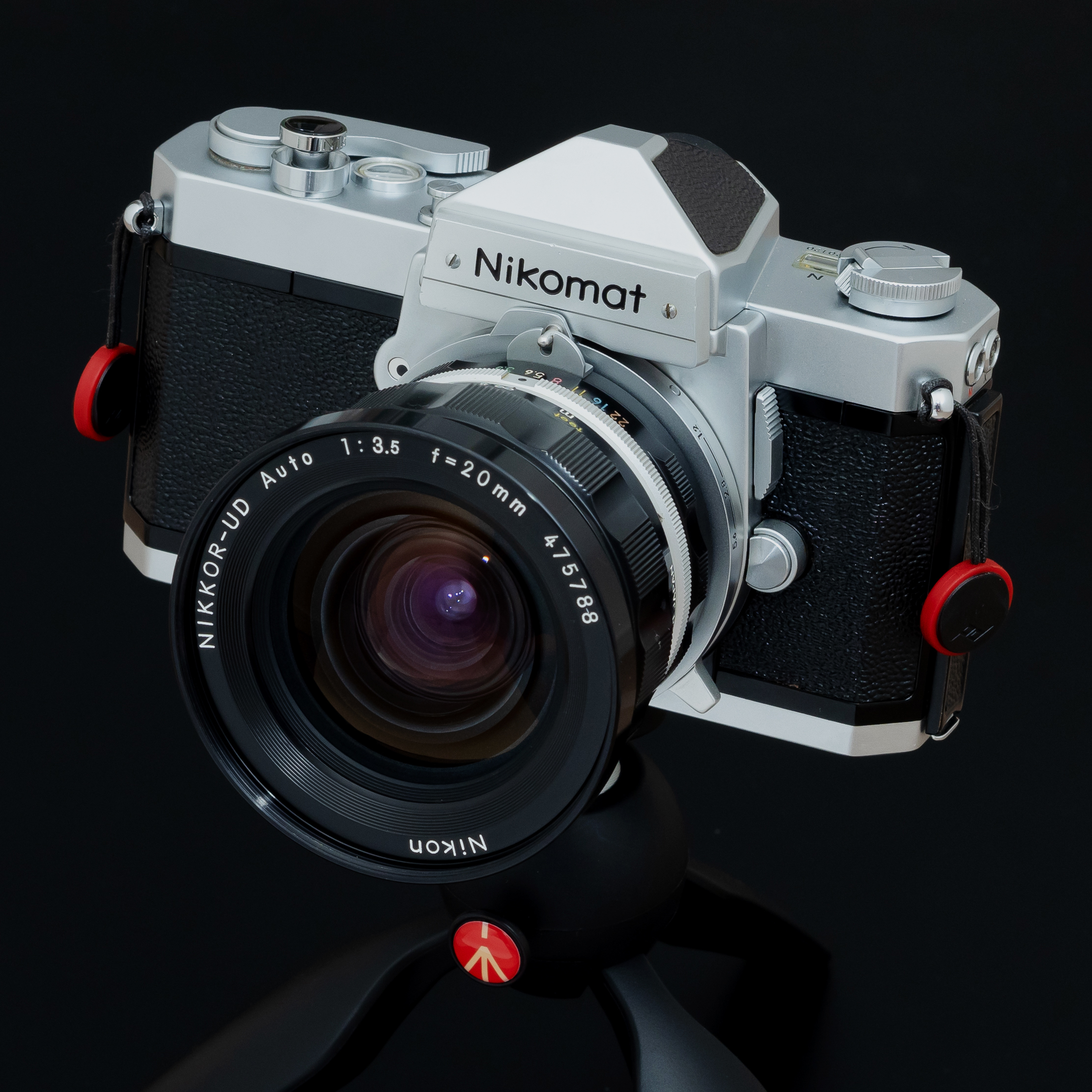 Nikomat FTN －フィルムを通せば