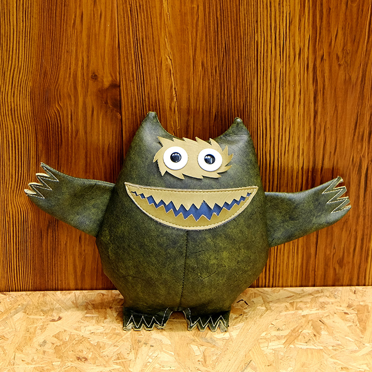 NAUGAHYDE☆ナウガ（S）☆DEALERSHIP