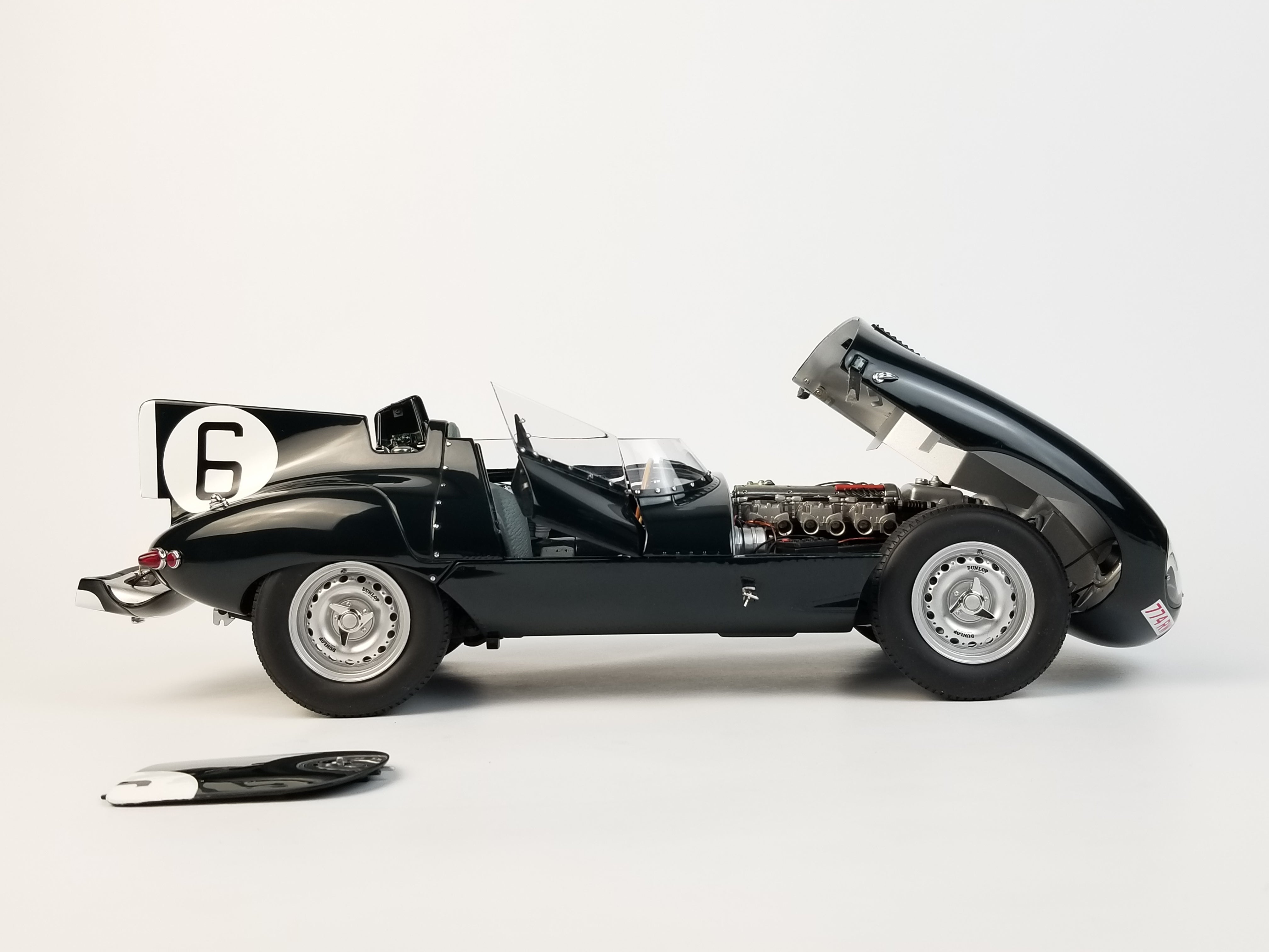 1/12 AUTOart - Jaguar D-Type - Le Mans Winner 1955