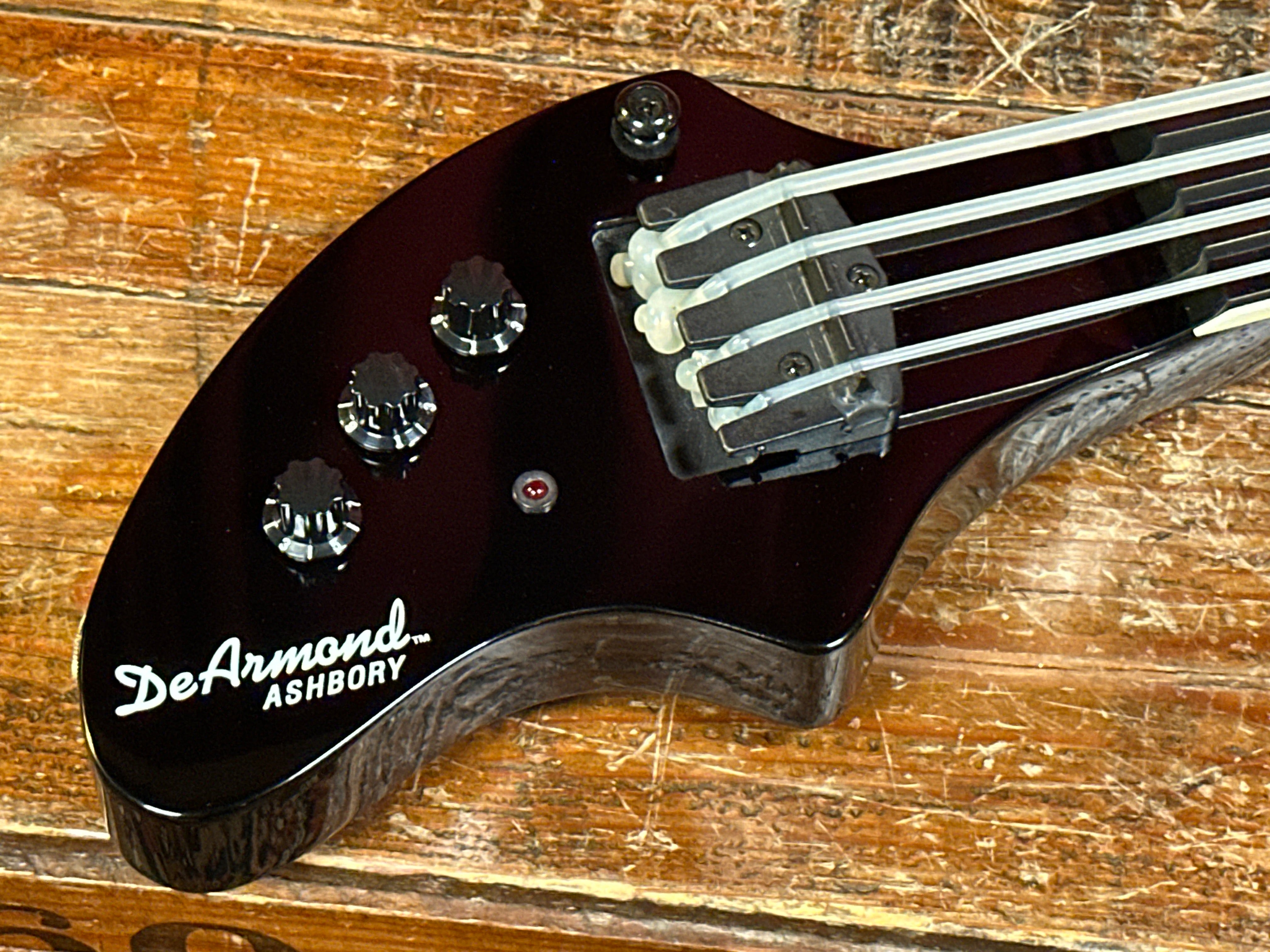 DeArmond Ashbory Fretless Electric Bass Guitar Black w/ Gig Bag