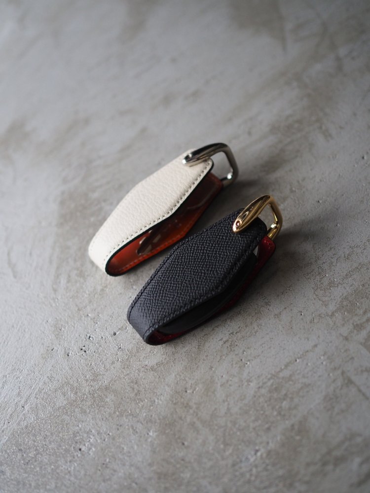 新色】ダイヤモンドシェイプキーケース エプソン（ノアール）×栃木