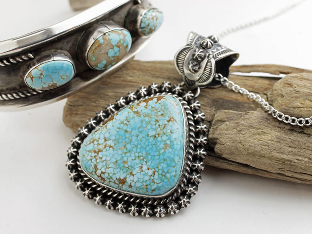 ナバホ 03-0627 ハッピー・ピアーソ作 ナンバーエイト・ターコイズ