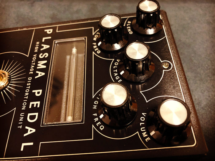 GAMECHANGER AUDIO PLASMA PEDALをレビュー！弾くとプラズマが走る