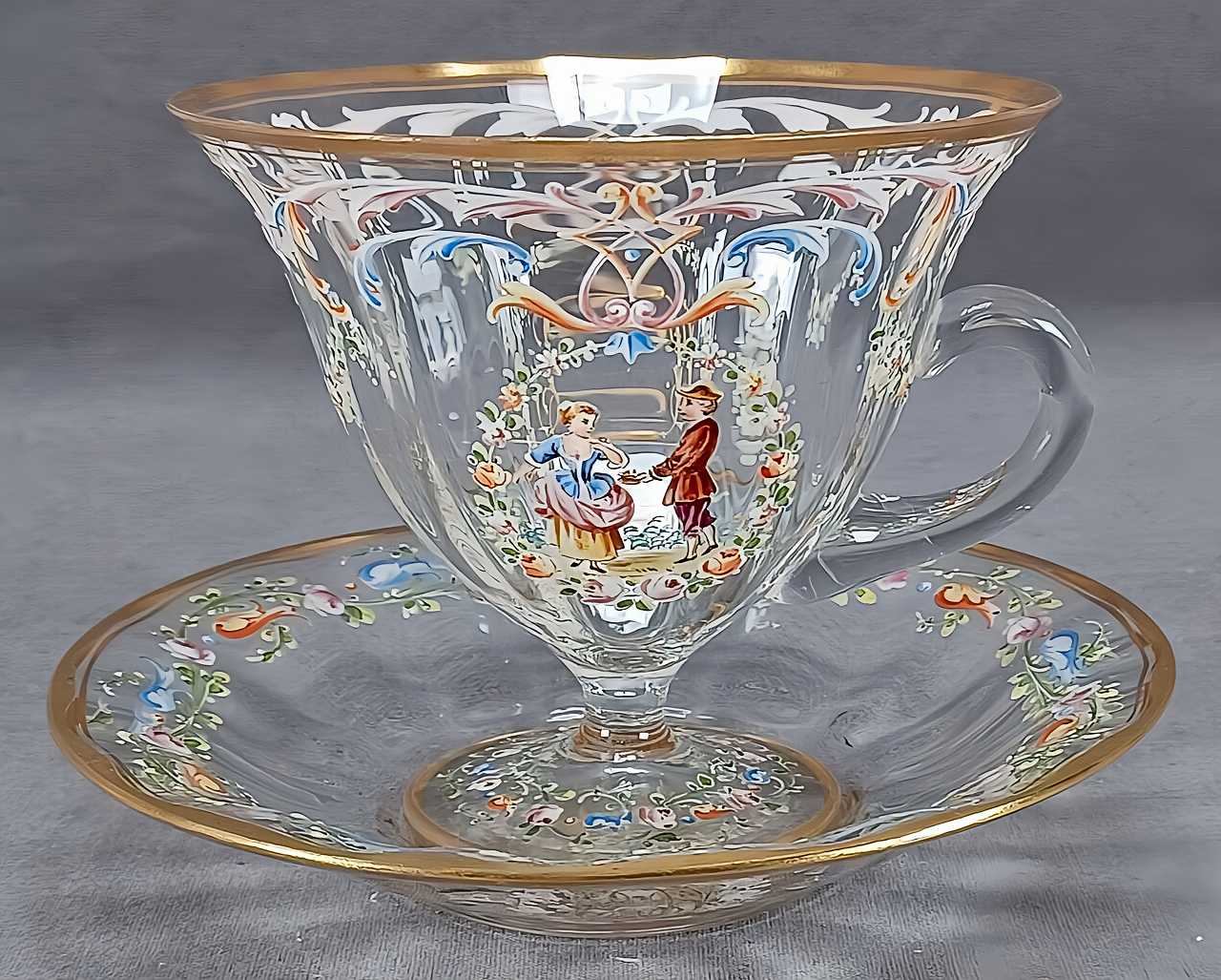 逸品 ロブマイヤー 金彩エナメル ワトー紋 カップ&ソーサー - 薔薇と