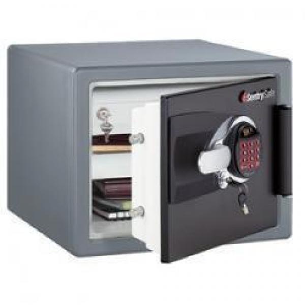 □セントリー 耐火金庫 テンキー式 暗証番号 ファイアー・セーフ